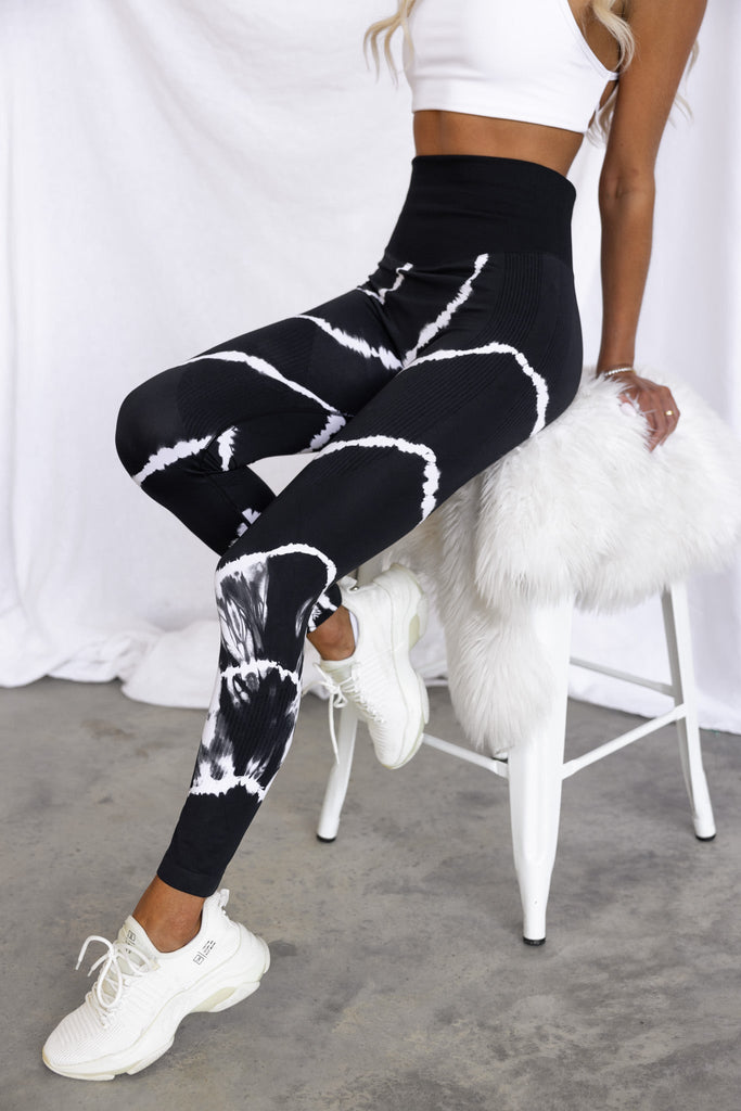 Zone Seamless Leggings - Black Tie Dye