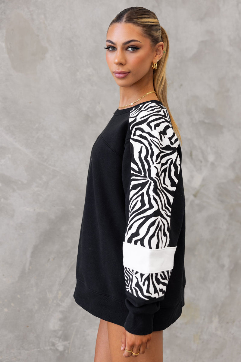 Move Me Panelled Sweater - Black