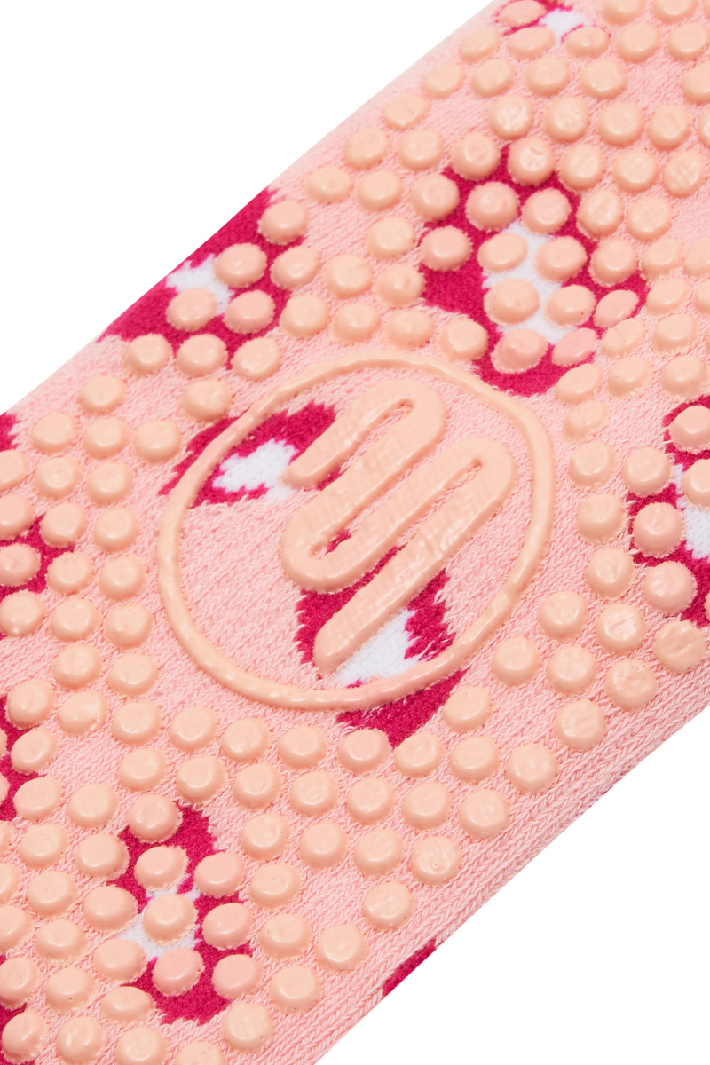 Classic Low Rise Grip Socks - Pink Cheetah